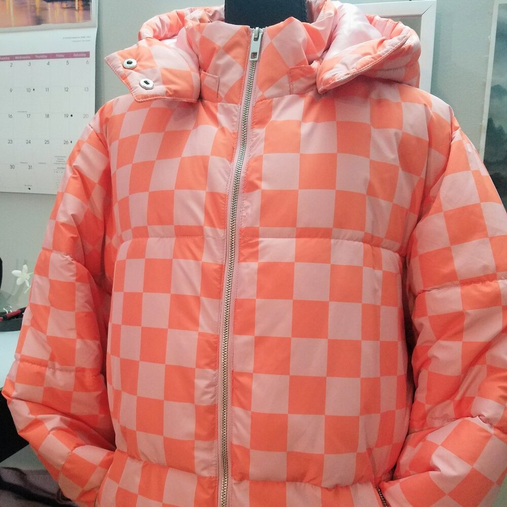 Alive Puffer Jacket NWT - image 5